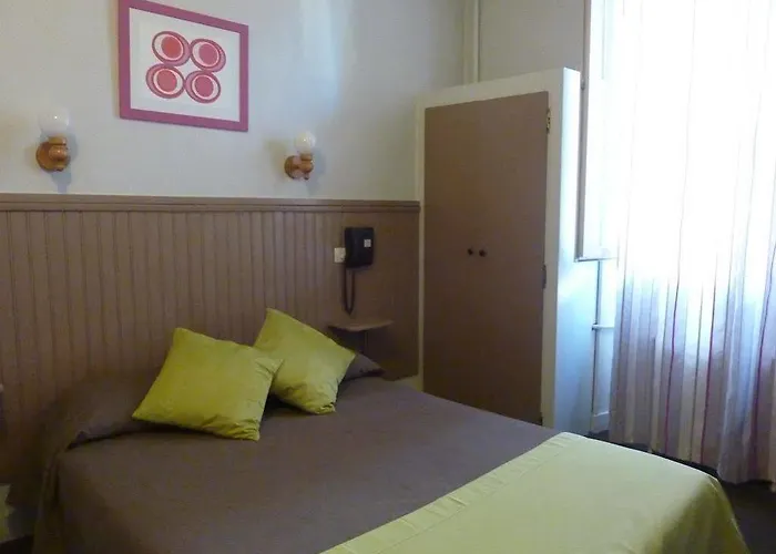 Gloria Hotel 2*