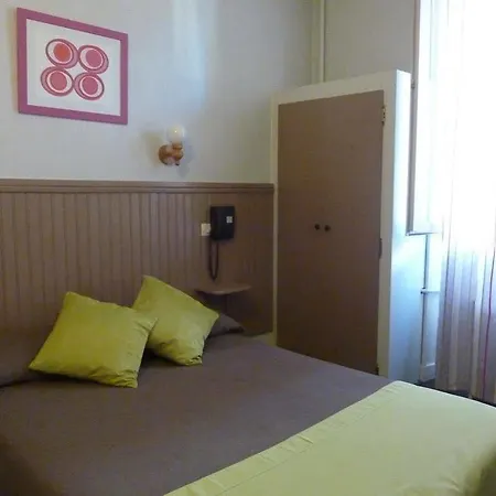 Gloria Hotel 2*